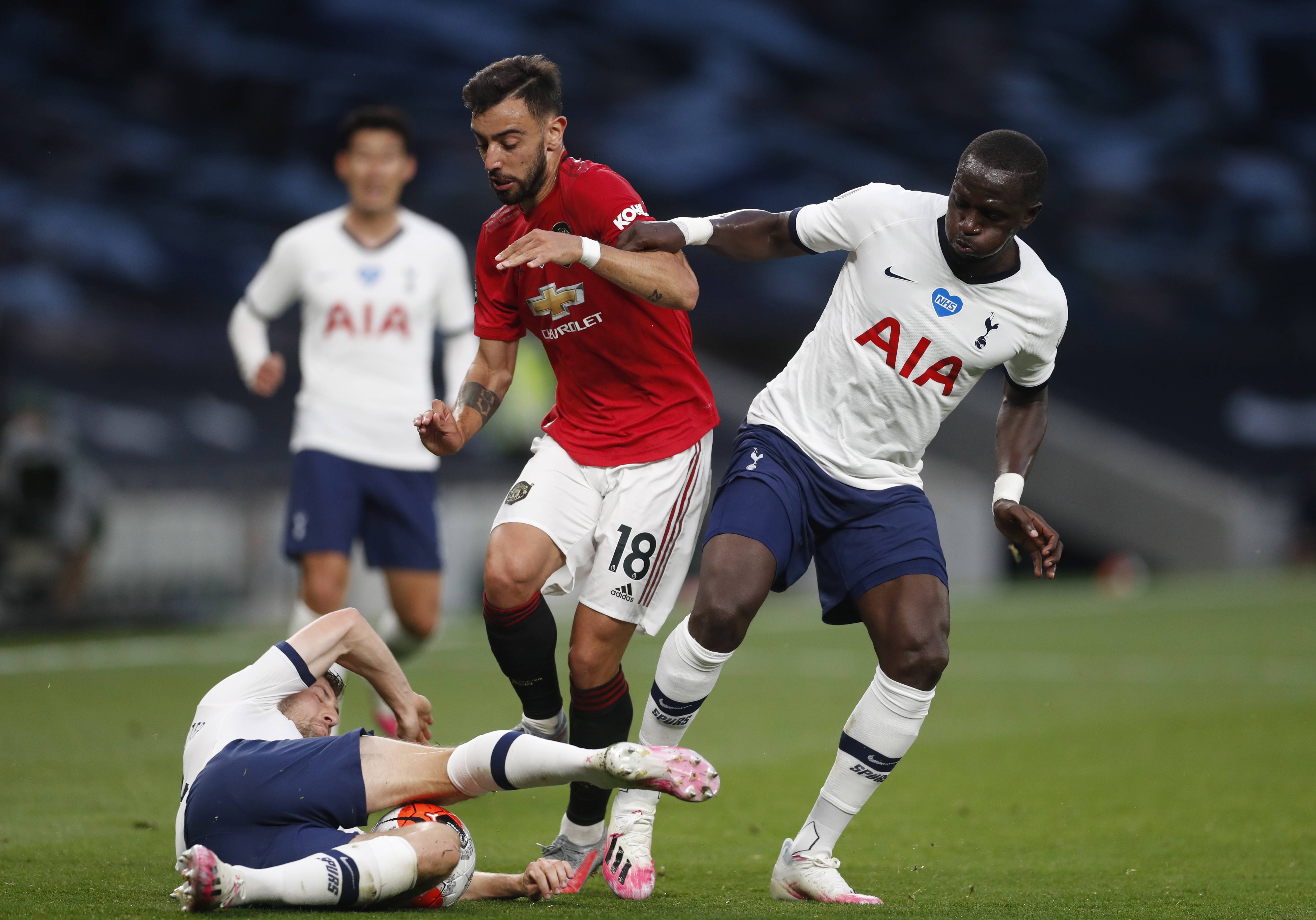 也彰显了铁 也彰显了铁