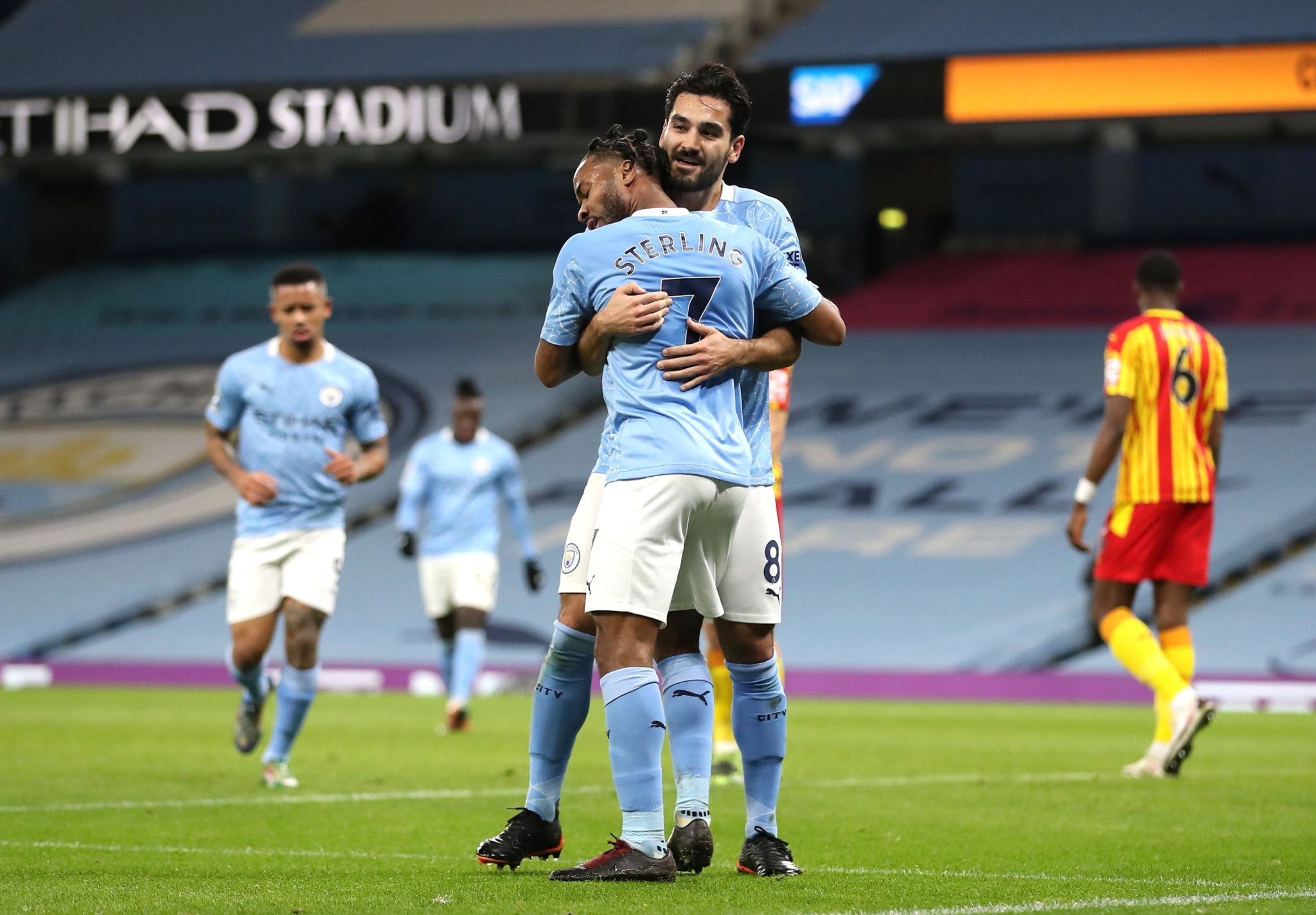 小图拉姆与 小图拉姆与